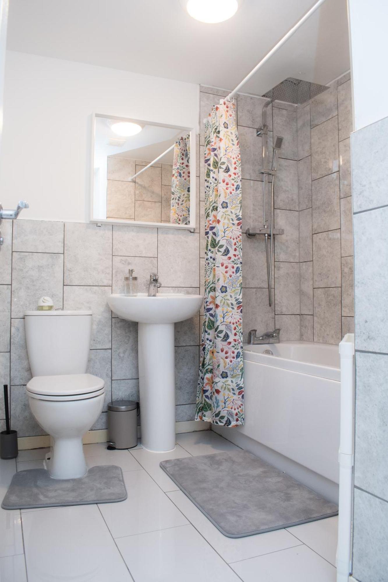 Comfy Modern 3Br Semi Detached 400Mb Wifi Free Double Parking Βίλα Νιούκασλ Εξωτερικό φωτογραφία