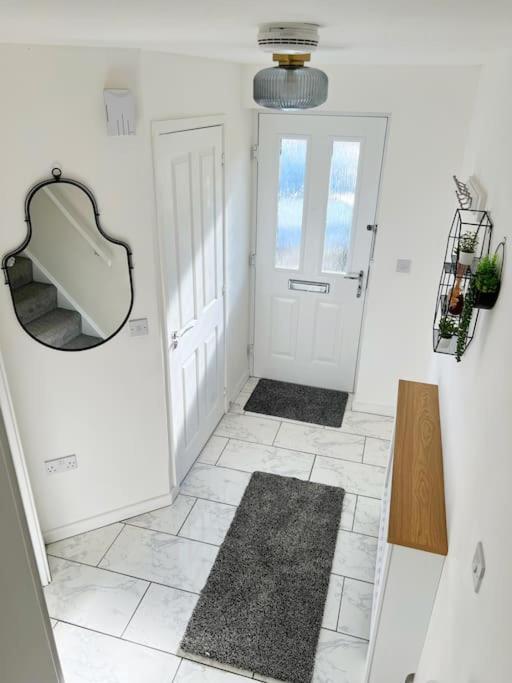 Comfy Modern 3Br Semi Detached 400Mb Wifi Free Double Parking Βίλα Νιούκασλ Εξωτερικό φωτογραφία